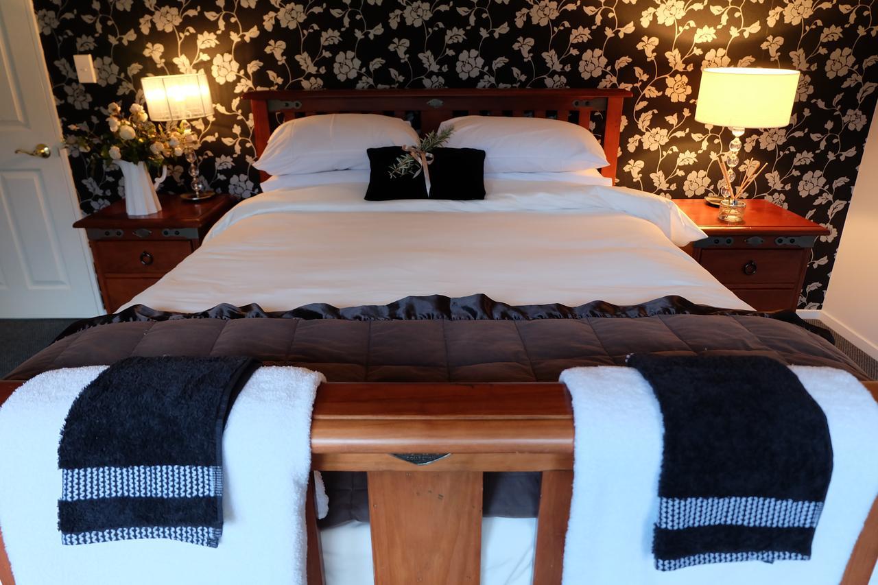 Mt Maude Country Lodge Danau Hawea Bagian luar foto
