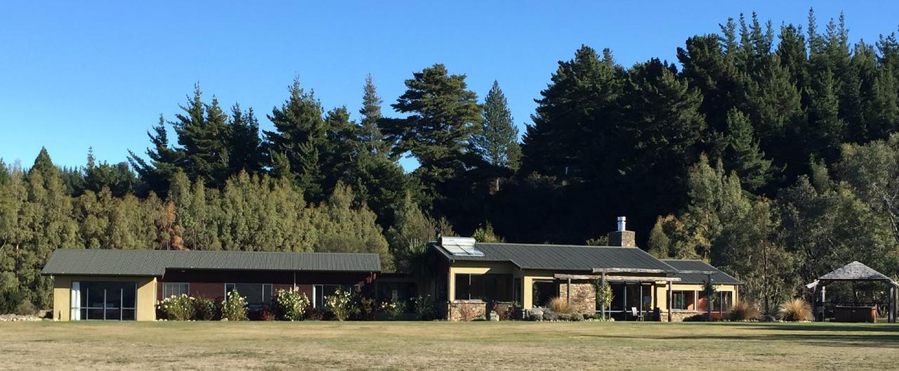 Mt Maude Country Lodge Danau Hawea Bagian luar foto